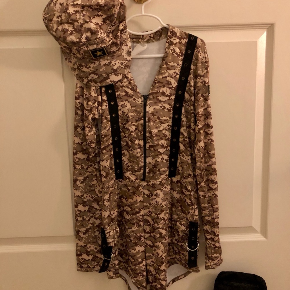 Girl’s Halloween Costume - Camo Military Romper with Hat and Fanny Pack.